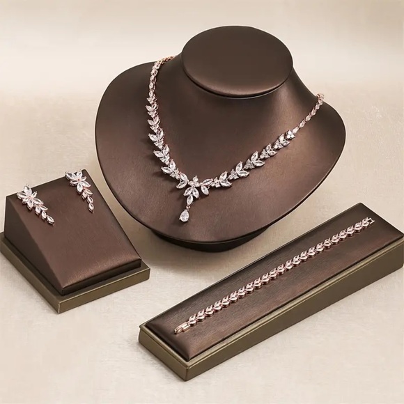 Rose Gold Necklace Set Crystal Rhinestone Bridal Wedding Necklace Jewelry Set - Picture 2 of 2